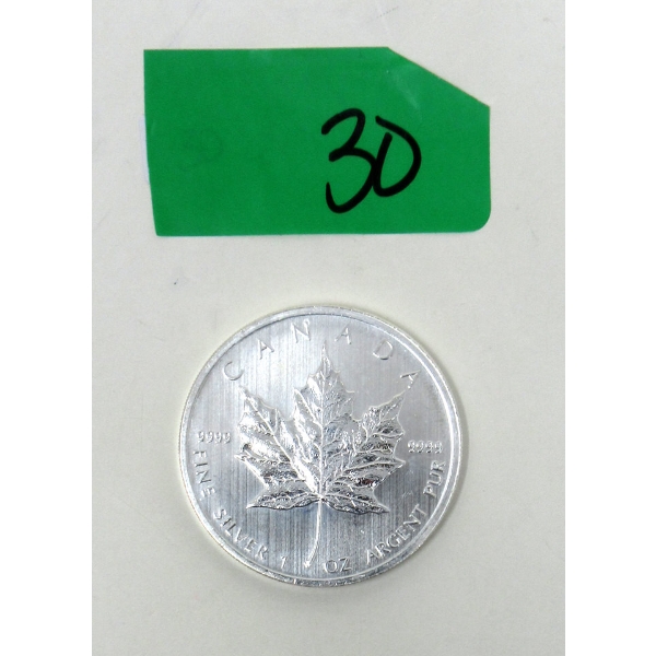 1 Oz .9999 Silver 2012 Maple Leaf Coin 