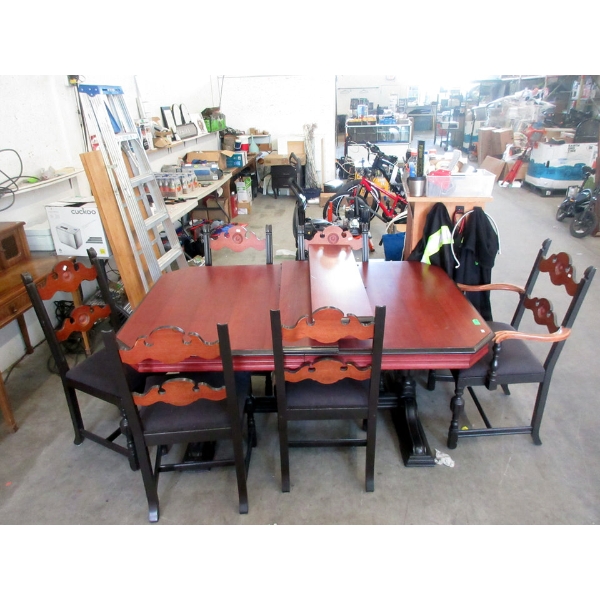 1930s Walnut Trestle Table w/ 4 Chairs & 2 Leaves