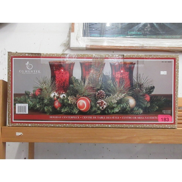 C G Hunter Holiday Centerpiece - Customer Return