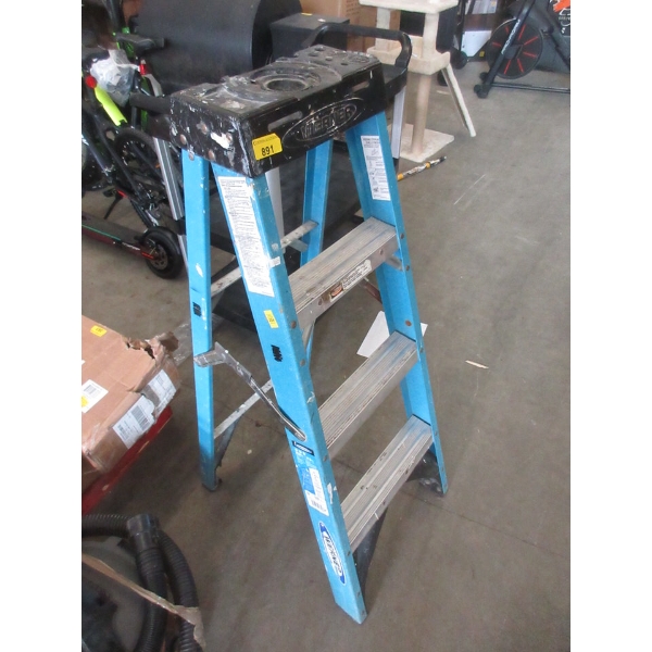 Werner 4' Folding Step Ladder
