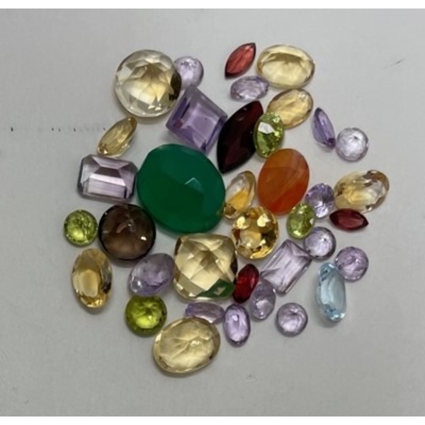 27 Carats Assorted Loose Gemstones 