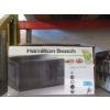 Image 1 : Hamilton Beach 700 Watt Microwave Oven