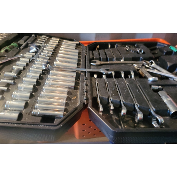 Wrench And Socket Set