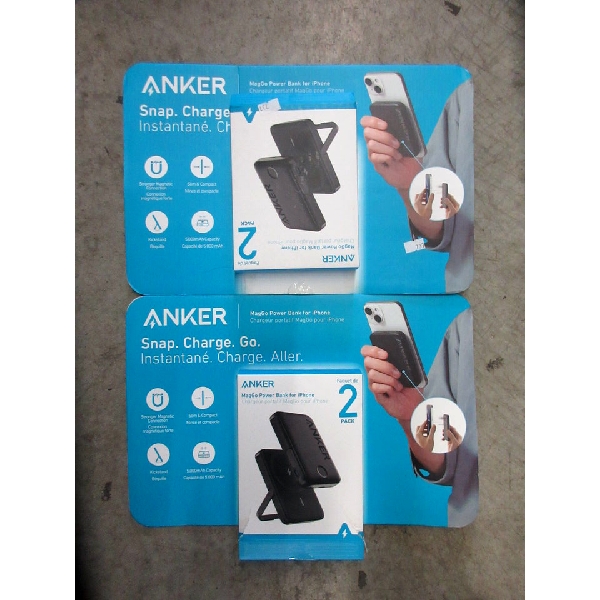 2 Sets of 2 Anker MagGo Power Banks for iPhone
