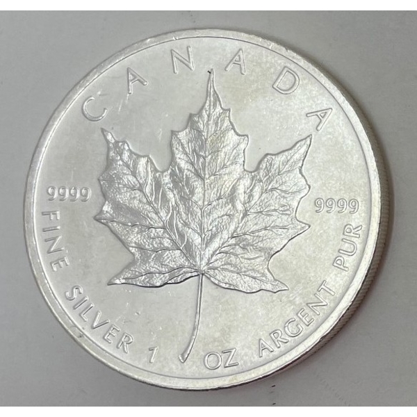 1 Oz .9999 Silver 2011 Canada Maple Leaf Coin 