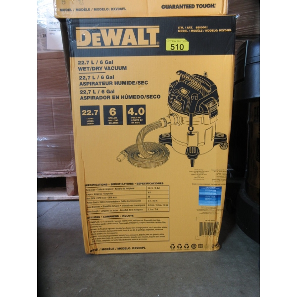 DeWalt 22.7 L/6 Gal Wet/Dry Shop Vac in Box
