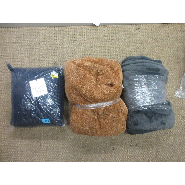 3 Assorted Throw Blankets - Customer Returns