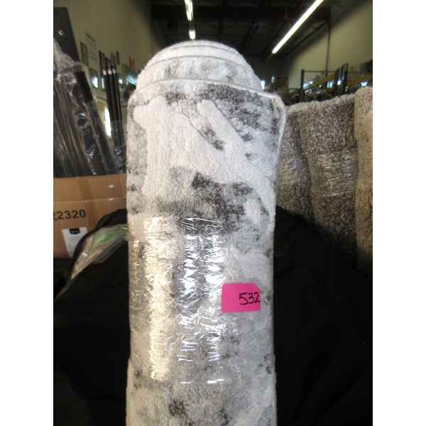 5' x 7' White & Greys Medium Pile Area Carpet