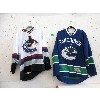 Image 1 : 2 Vancouver Canucks Jerseys - Preowned