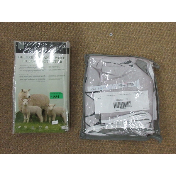 King Size Duvet Cover Set & Wool Pillow Protector