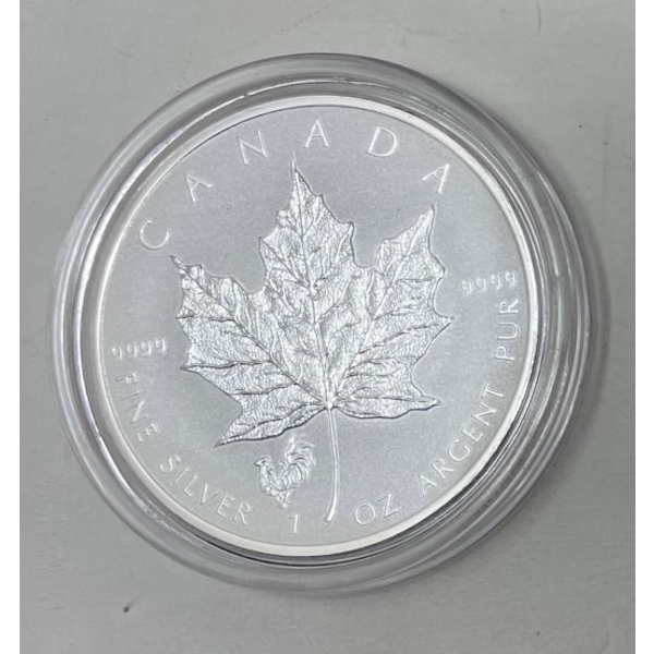 1 Oz .9999 Silver 2017 Maple Leaf Coin 