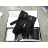 Image 1 : New Pair of Women's Black Heated Gloves -  Small