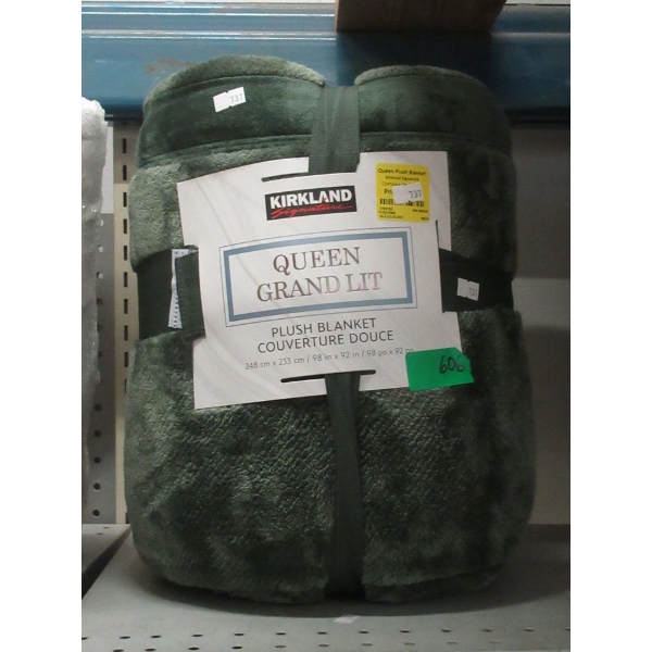 Kirkland Queen Size Plush Blanket - Green