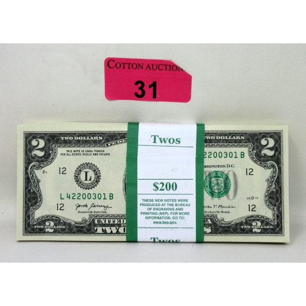 USA $2 Bills Bundled with Sequential Serial Numbers