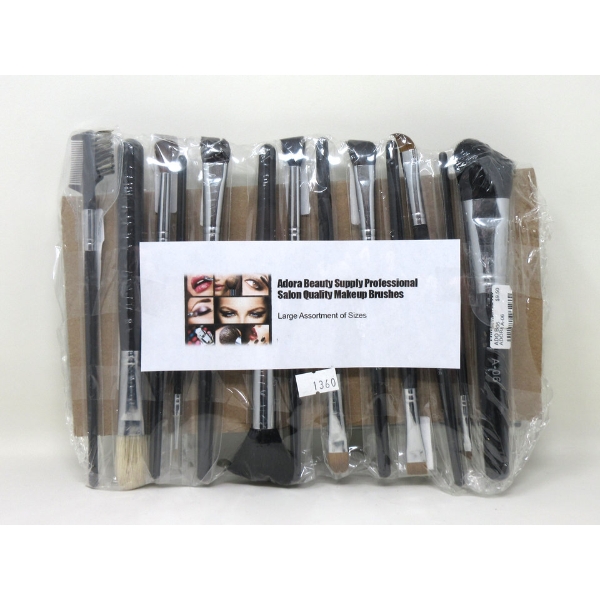 New 13 Piece Adora Make-Up Brush Set with Case