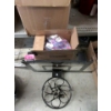 Image 1 : Box of 30 New Mascara Tools & 1Mini Basketball Hoop