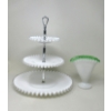 Image 1 : Vintage Milk Glass Desert Stand & Vase