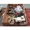 Image 1 : Tray of LEGO & LEGO-LIKE Minifigs & Building Blocks