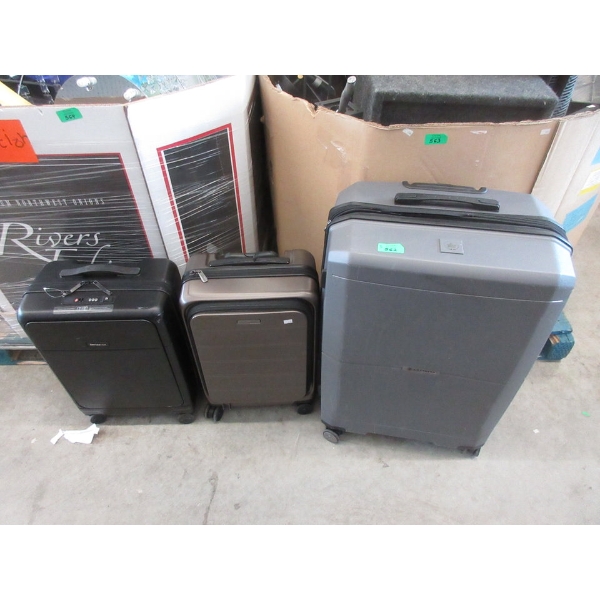 1 Large & 2 Carry-On Rolling Luggage Bags