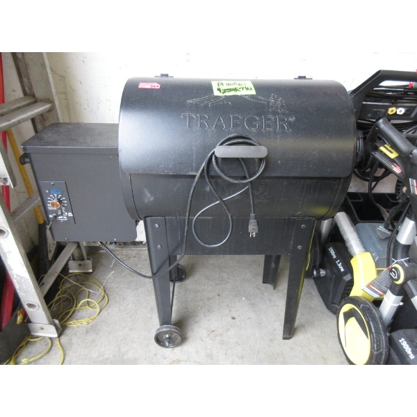 Traeger Electric Wood Pellet Grill and Smoker