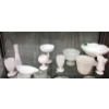 Image 1 : 10 Piece Lot of Milk Glass Collectibles