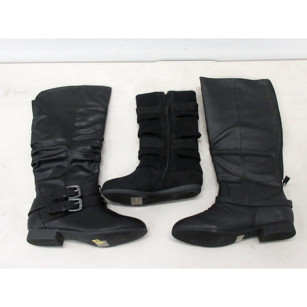 5 New Pairs of Assorted Ladies Boots in Boxes