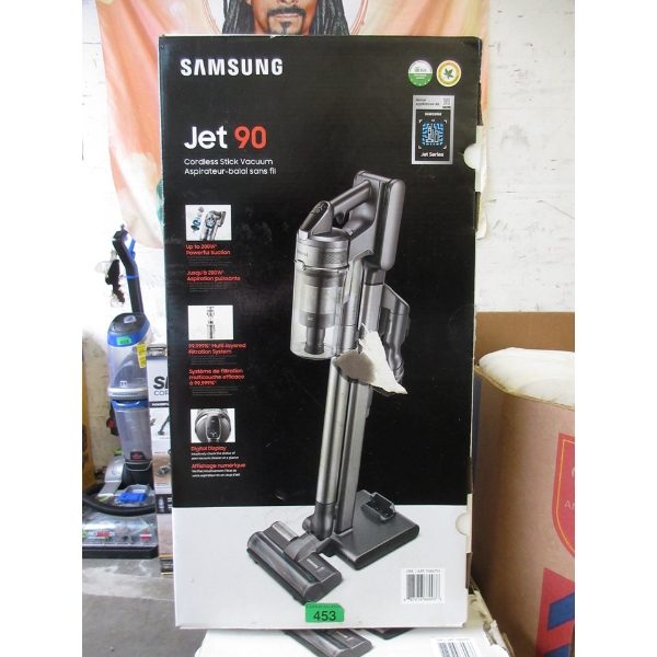 Samsung Jet 90 Cordless Stick Vacuum in Box