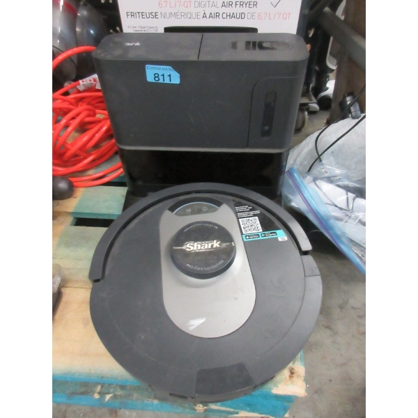 Shark Robot Vacuum with Stand - Model: UR250BEYCA