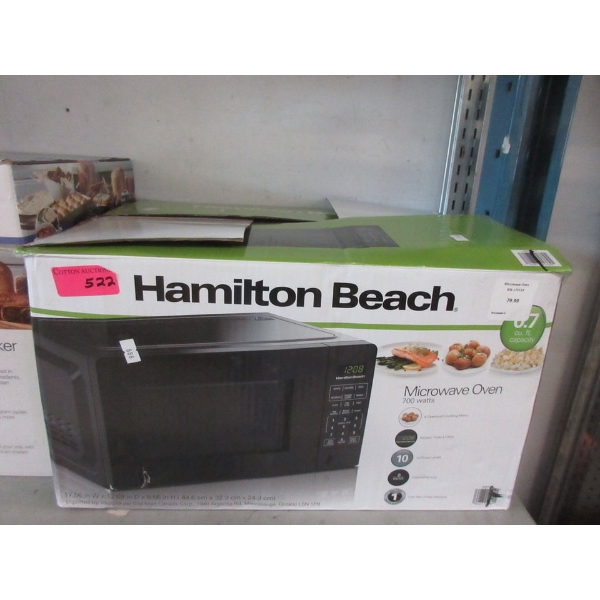 Hamilton Beach 0.7 Cubic Ft Microwave - Black