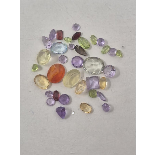 25 Carats Assorted Loose Gemstones 