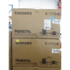 Image 1 : 2 Samsung 27" Laundry Pedestals - Stainless Steel