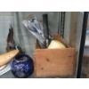 Image 4 : Shelf Lot of Assorted Vintage Collectibles 