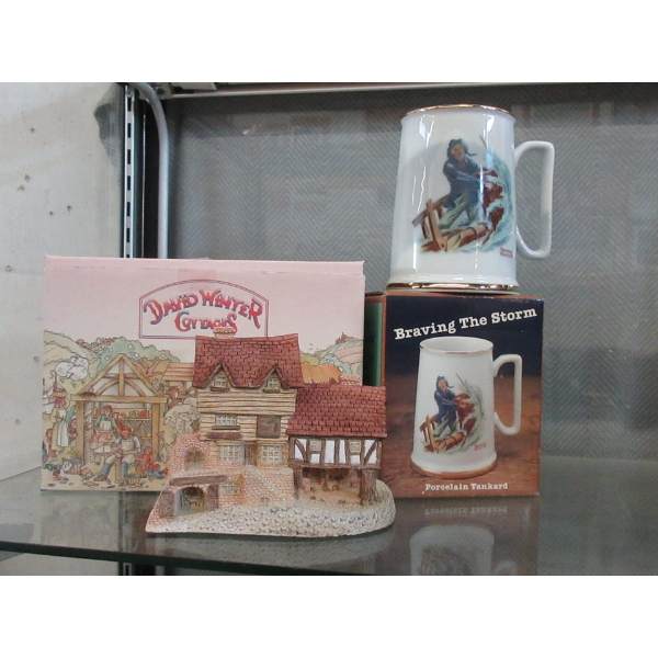 David Winter Cottage & Norman Rockwell Tankard
