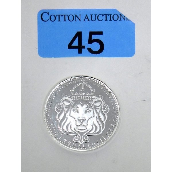 1 Oz .999 Silver "In Omnia Paratus" Round  