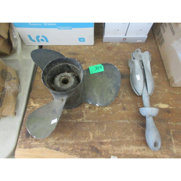 15" Boat Propeller & Folding Grapnel Anchor