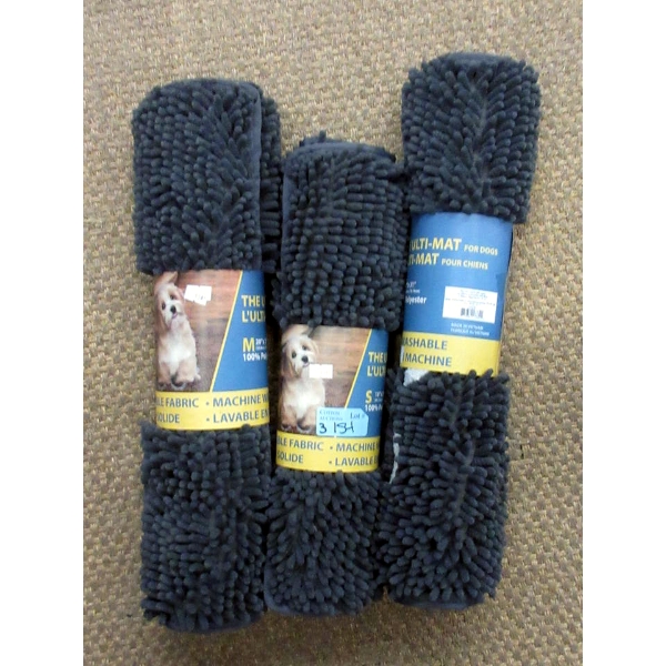3 New Show & Tail Washable Pet Mats