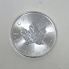 Image 1 : 1 Oz .9999 Silver 2017 Canada Maple Leaf Coin 