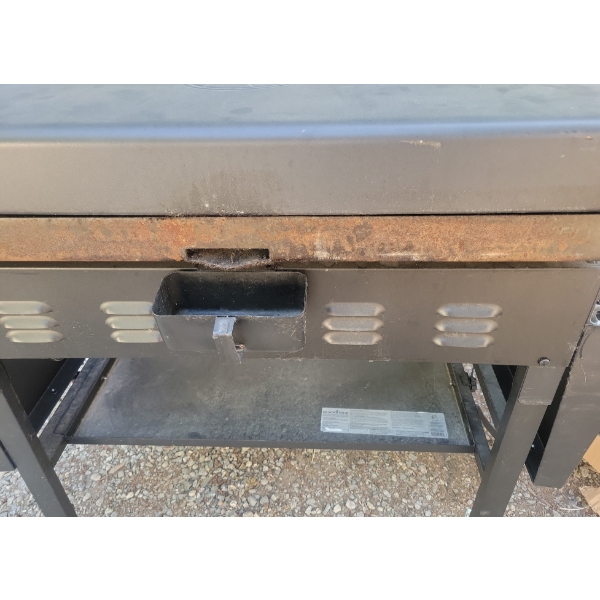 Customer Return BBQ/ Grill 