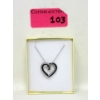 Image 2 : New Blue and White Diamond Heart Necklace