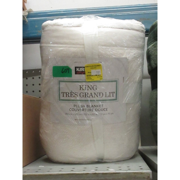 Kirkland King Size Plush Blanket - White 