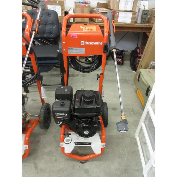 Husqvarna PW 3200 Gas Pressure Washer