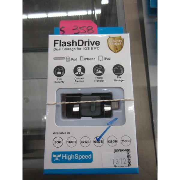 5 New 64GB Flash Drives for Apple Products - Black
