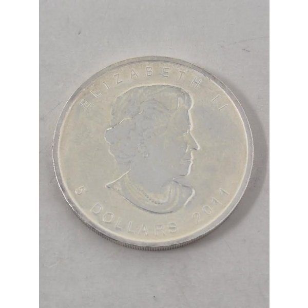 1 Oz .9999 Silver 2011 Canada Maple Leaf Coin 