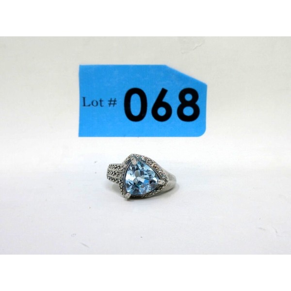 2.85 CT Blue Topaz & Diamond Dinner Ring