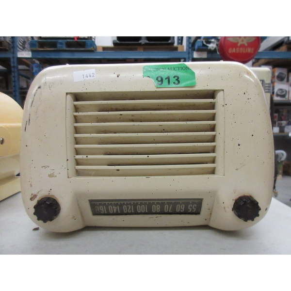 Vintage Westinghouse Radio - Model 578