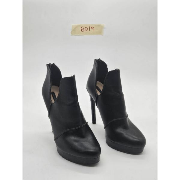 Woman's Zara Trafaluc High Heel Boots