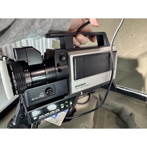 Sylvania VCC116 Color Video Camera