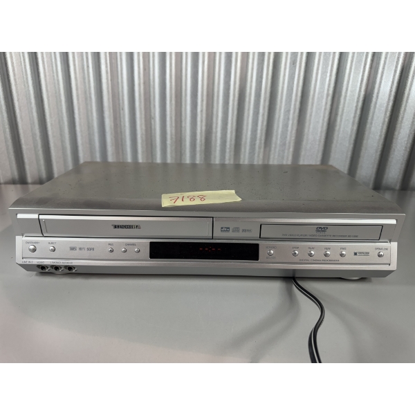Toshiba VCR and DVD Player
