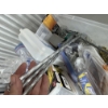 Image 5 : Mixed nails, screws and hooks