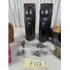 Image 4 : Mixed Decor and Bookends